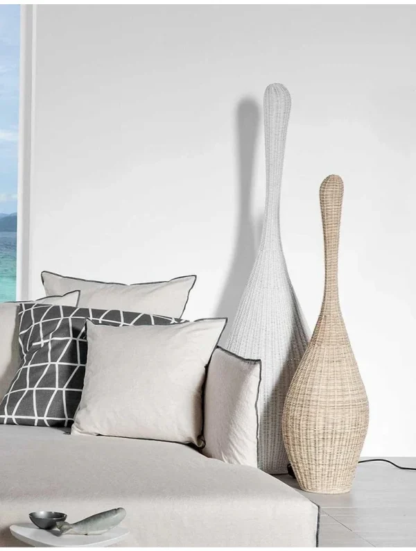 lampe de sol rotin cygne