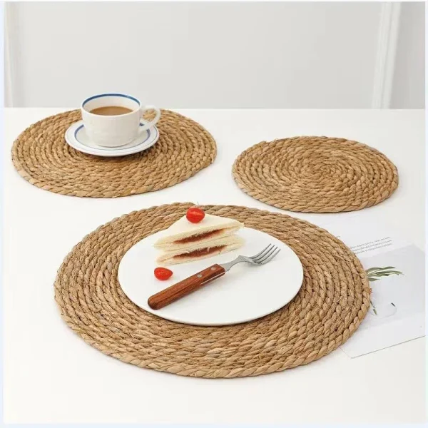 sous-assiette rotin tressé