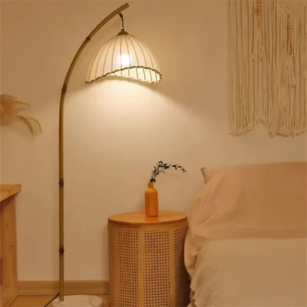 lampe de sol bambou